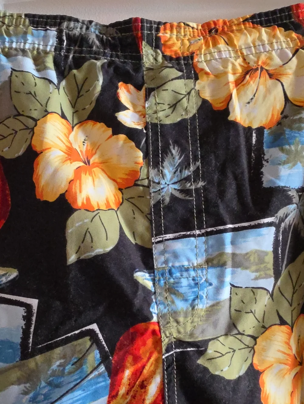 SAND IZ SUN Black Tropical Floral Hawaiian Swim Shorts Size 42W